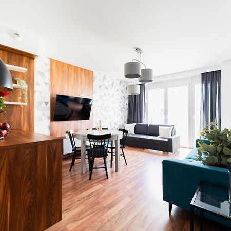 Big Apart - Atal Towers - 3 Rooms - Private Parking Place Wroclaw Bagian luar foto