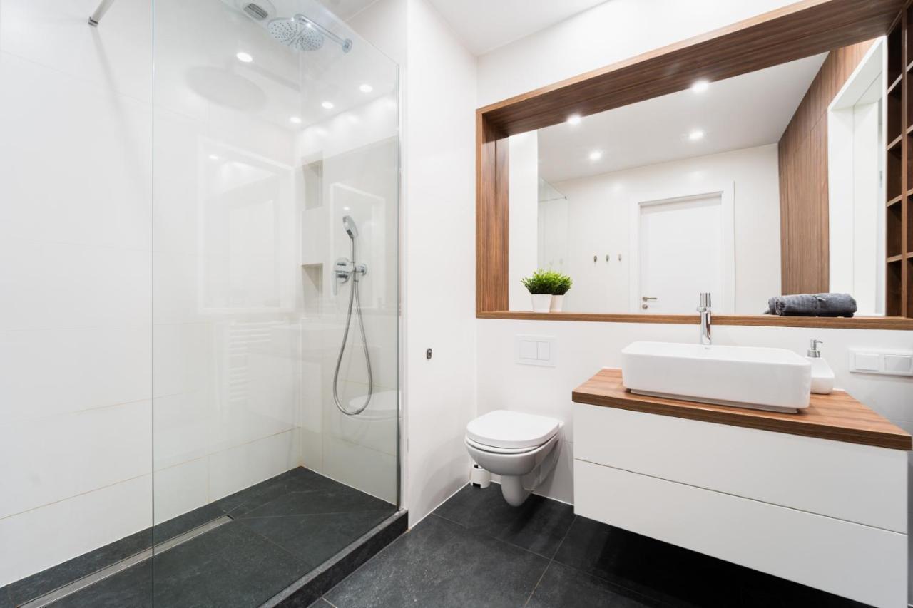 Big Apart - Atal Towers - 3 Rooms - Private Parking Place Wroclaw Bagian luar foto