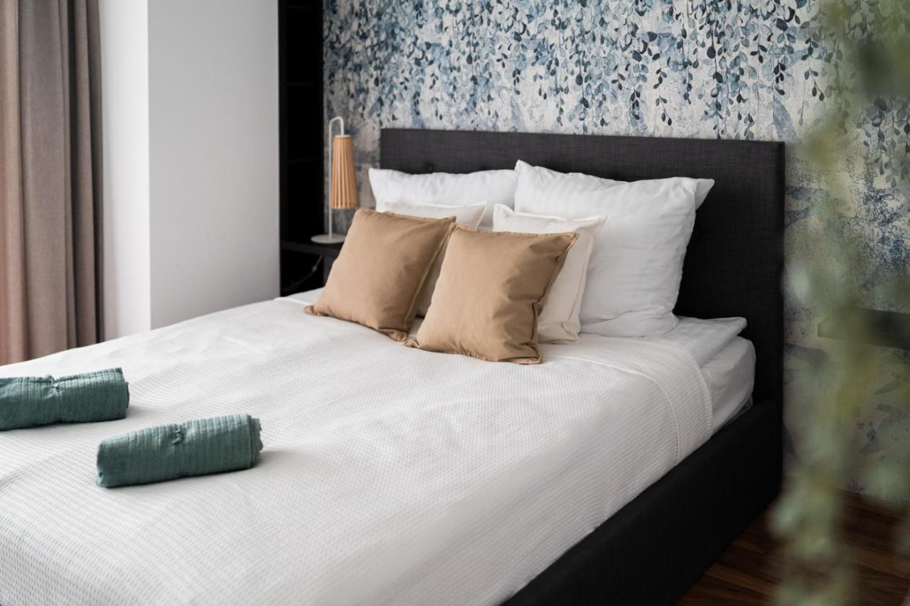Big Apart - Atal Towers - 3 Rooms - Private Parking Place Wroclaw Bagian luar foto