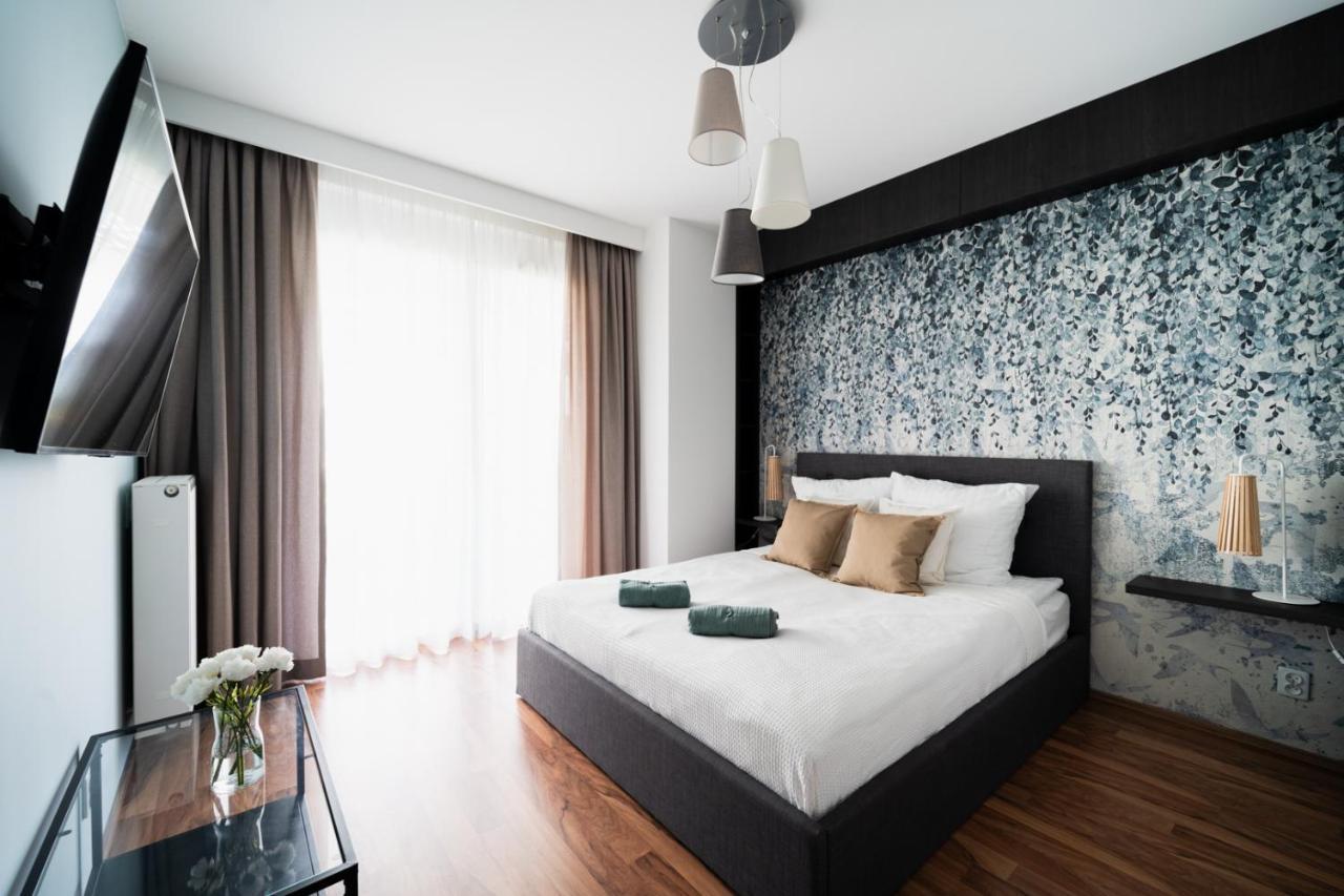 Big Apart - Atal Towers - 3 Rooms - Private Parking Place Wroclaw Bagian luar foto